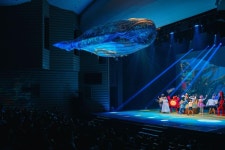 공연계, 사상 최고 호황의 비밀 … ER 선정 2025 최고의 공연 6