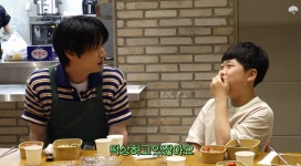 안재현, 하이닉스 떡상 초등학생 답변에 깜짝…초록우산 웹 예능 슬기로운 봉사생활 첫 회 공개