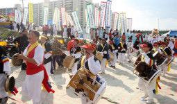 연일 부조장터 문화축제 성황