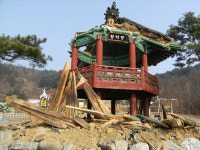 김천 황악정, 건립 6년만에 와르르