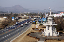 신라 천년 王道… 새천년 이끌 산업대동맥 우뚝