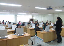 컴퓨터도 배우고 자격증도 따세요