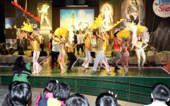 어린이들 세상 맘껏 즐기세요