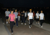 야간 운동하며 건강 체크 받으세요