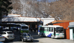 대단위 아파트 단지 내 시립화장장, 하루빨리 이전해야