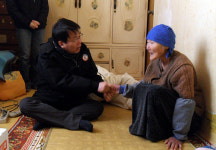 포항 연일읍, 홀몸노인가정 위문