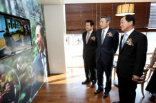 대통령 고향마을 덕실관 개관