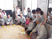 청도군 이서초, 학산리 경로당서 봉사활동