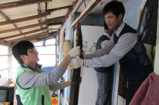 군위우체국 365봉사단, 저소득가정 집수리 ‘뚝딱’