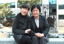 온갖 역경 딛고 당당히 간호사 된 새터민 화제
