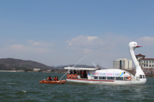 경주 보문호서 유람선 안전점검 실시 구조·구급 시연 행사도