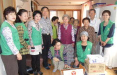 포항 용흥동 새마을부녀회, 관내 경로당 위문행사