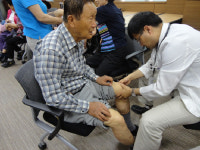 복지관 어르신들에 의료봉사 근로복지공단 대구산재병원