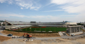 위용 드러낸 포항야구장