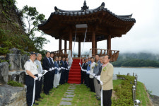 경주 덕동마을 망향정 완공