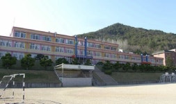 청송여고, 선진형 교과교실제 실시