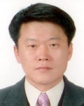 상주시청 산림공원과 신인석·김국래씨 대구한의대 이학박사학위 나란히 취득