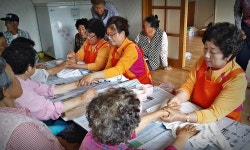 군위군자원봉사센터, 매월 마을 경로당서 봉사