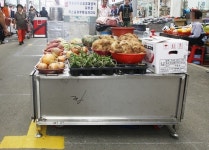 포항 죽도시장 판매대 의혹 점입가경