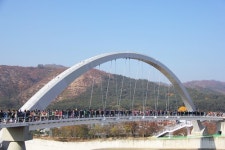 경북도관광公, 휘영청 달빛 머금은 보문호 걸어요