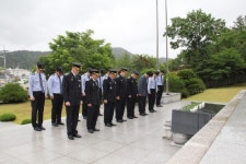 경북북부제1교도소, 현충일 맞아 ㅔ충혼탑 참배