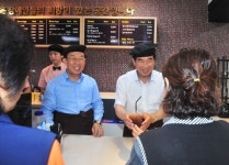 김관용 도지사 경산 방문 비전 토크·민생현장 탐방