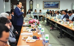 김영만 군위군수, 주민과의 소통으로 첫 걸음