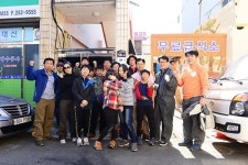 늘푸른마음·더불어 사는 사람들, 벽화 그리기·바닥 정비 봉사