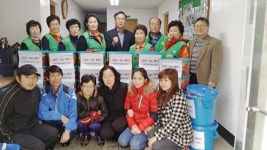 울진 북면 부녀회, 소외이웃에 김장김치 전달