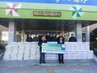 현대자동차 포항서비스센터, 연일읍에 사랑의 위문품 전달
