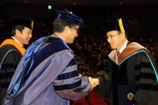 금오공대, 전문기능인 출신 기업인 2명에 명예박사