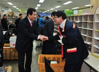 최영조 경산시장, 경산우체국 집배원 격려