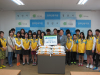 경산 삼성현中 녹색동아리 사랑의 쌀 전달