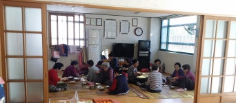 포항 금강한우전문점 이성우 사장 매년 경로당에 설렁탕 대접 훈훈