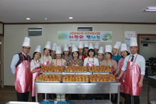 아모레퍼시픽남대구홈플러스점 | 아모레퍼시픽 대구사업부, 빵 나눔 봉사