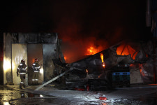 군위, 인조잔디 제조공장서 불