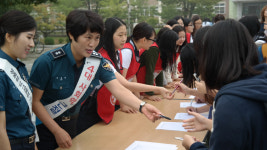 영천署, 교통 안전·학교폭력 예방 캠페인