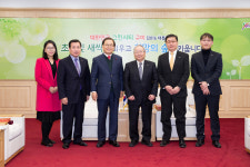 (주)아워홈도레이BSF구미2공장점 | 도레이BSF 스즈이 노부오 회장 구미시 방문