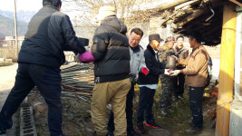 상주 화북파출소·자율방범대, 사랑의 연탄나눔 봉사