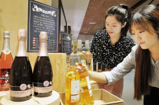 롯데백화점 대구점·상인점·포항점, 역대 최대 와인 박람회