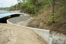 포항 학전리, 수 년째 농사 못 지어 주민들 발동동