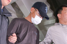 대구지법, 경산 자인농협 권총 강도 40대 징역 4년