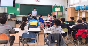 ‘배워서 남 주는’ 한동대학교 학생들