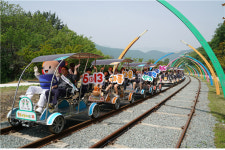 청도선관위·유천초 아름다운 선거 레일바이크 퍼포먼스