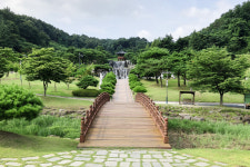 [핫플레이스를 가다] 23. 김천 직지사와 직지문화공원