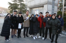 이강덕 포항시장, 영일고서 수험생·학부모·자원봉사자 격려