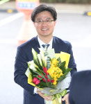 [포토] 첫 출근하는 손봉기 신임 대구지방법원장