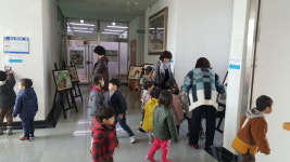 영천 금호읍, 3.1운동 100주년 작품 전시회장 찾은 경산 어린이집