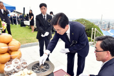 문경시, 돈달산 충혼탑서 제64회 현충일 추념식 거행