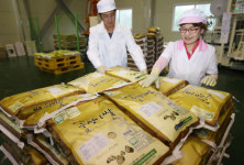 [포토] 친환경 무농약 포항 우렁이쌀 세계로